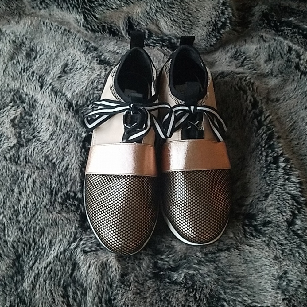 Steve Madden Racer Sneakers